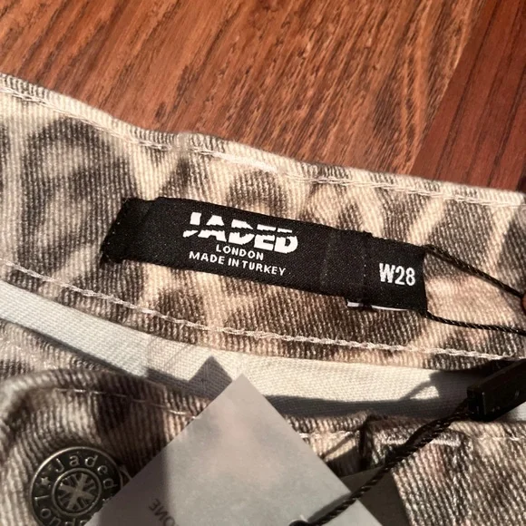 Jaded London Collossus Leopard Print Baggy Jeans - Picture 2 of 6